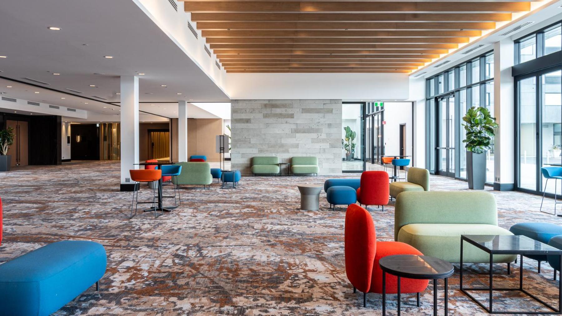 Sheraton Laval Hotel Esterno foto