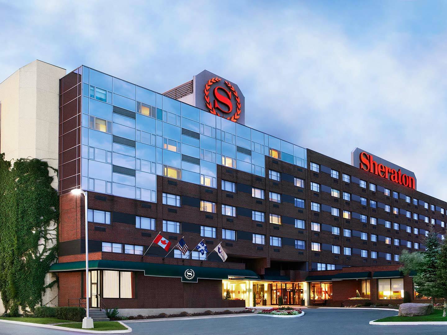 Sheraton Laval Hotel Esterno foto